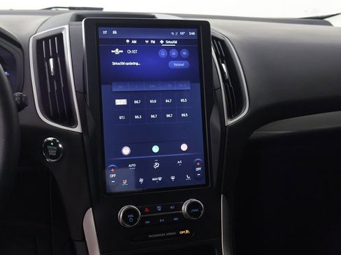 Used 2024 Ford Edge SEL w/ Convenience Package image 41