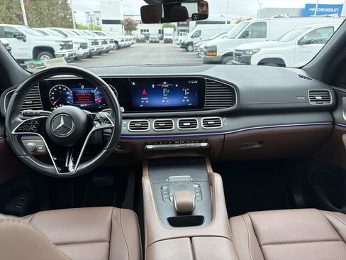 Used 2024 Mercedes-Benz GLE 350 4MATIC image 30