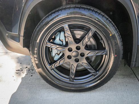 Used 2023 Fisker Ocean Extreme image 13