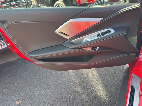 Used 2024 Chevrolet Corvette Stingray Premium Cpe w/ 3LT image 26