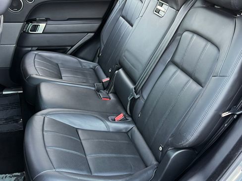 Used 2020 Land Rover Range Rover Sport HSE Dynamic image 17
