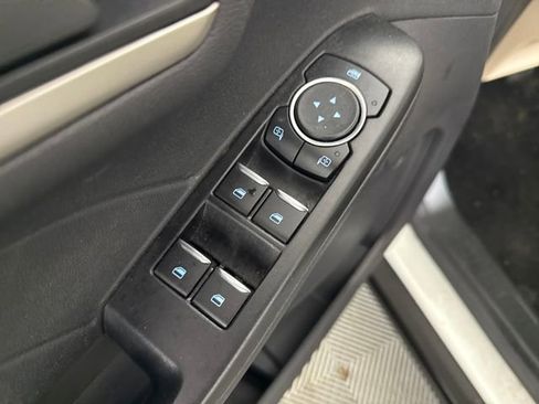 Used 2022 Ford Escape SE w/ Convenience Package image 20