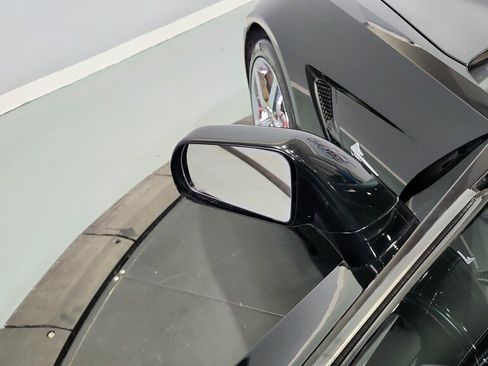 Used 2014 Chevrolet Corvette Stingray w/ 2LT Preferred Equipment Group image 15