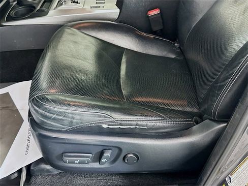 Used 2014 Toyota 4Runner Limited image 19