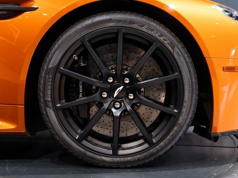 Used 2015 Aston Martin V12 Vantage S image 14