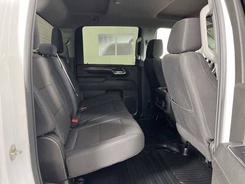 Certified 2024 Chevrolet Silverado 2500 LT w/ Convenience Package AWD/4WD image 8