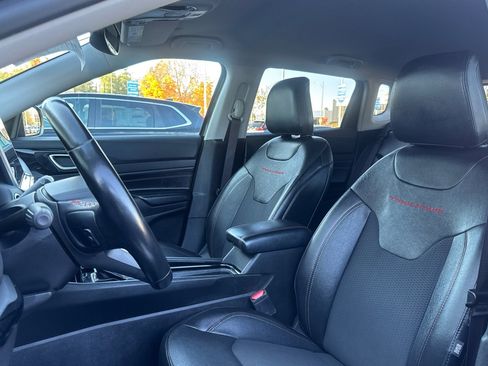 Used 2022 Jeep Compass Trailhawk w/ Trailhawk Convenience Group image 22