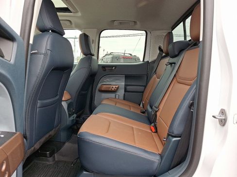 Used 2023 Ford Maverick Lariat w/ Lariat Luxury Package image 10