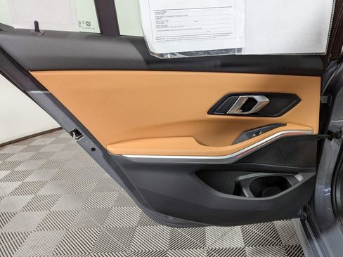 Used 2025 BMW 330i xDrive Sedan w/ M Sport Package image 37