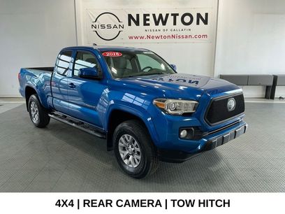 Used 2018 Toyota Tacoma SR5 w/ SR5 Appearance Package (SM)