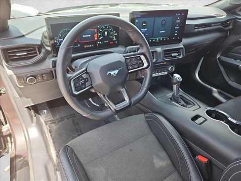 Used 2024 Ford Mustang Coupe RWD image 10