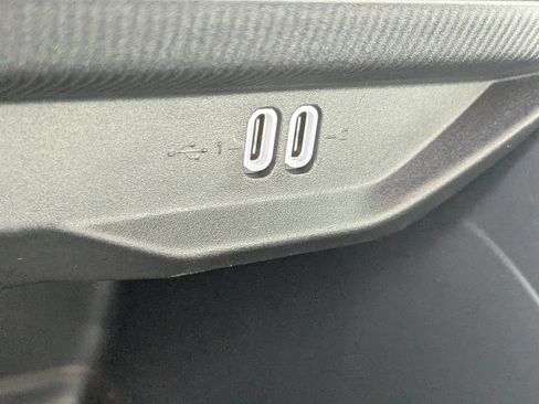 New 2026 Jeep Cherokee Limited AWD/4WD image 18