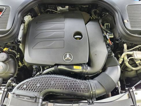 Used 2022 Mercedes-Benz GLC 300 image 23
