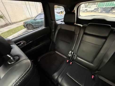 Used 2014 Jeep Grand Cherokee SRT image 12