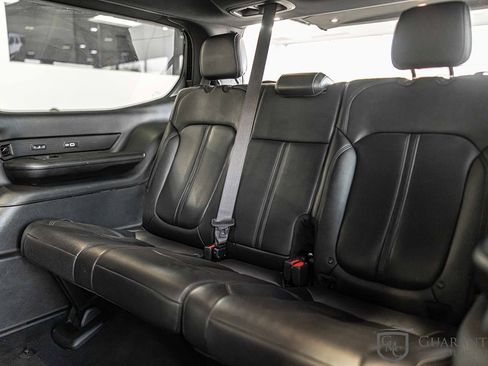 Used 2022 Jeep Wagoneer Series II w/ Flexible Seating Group image 36