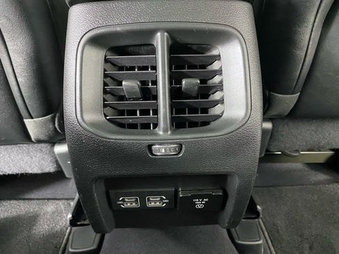 Used 2023 Jeep Cherokee Altitude Lux w/ Lux Elite Package AWD/4WD image 26