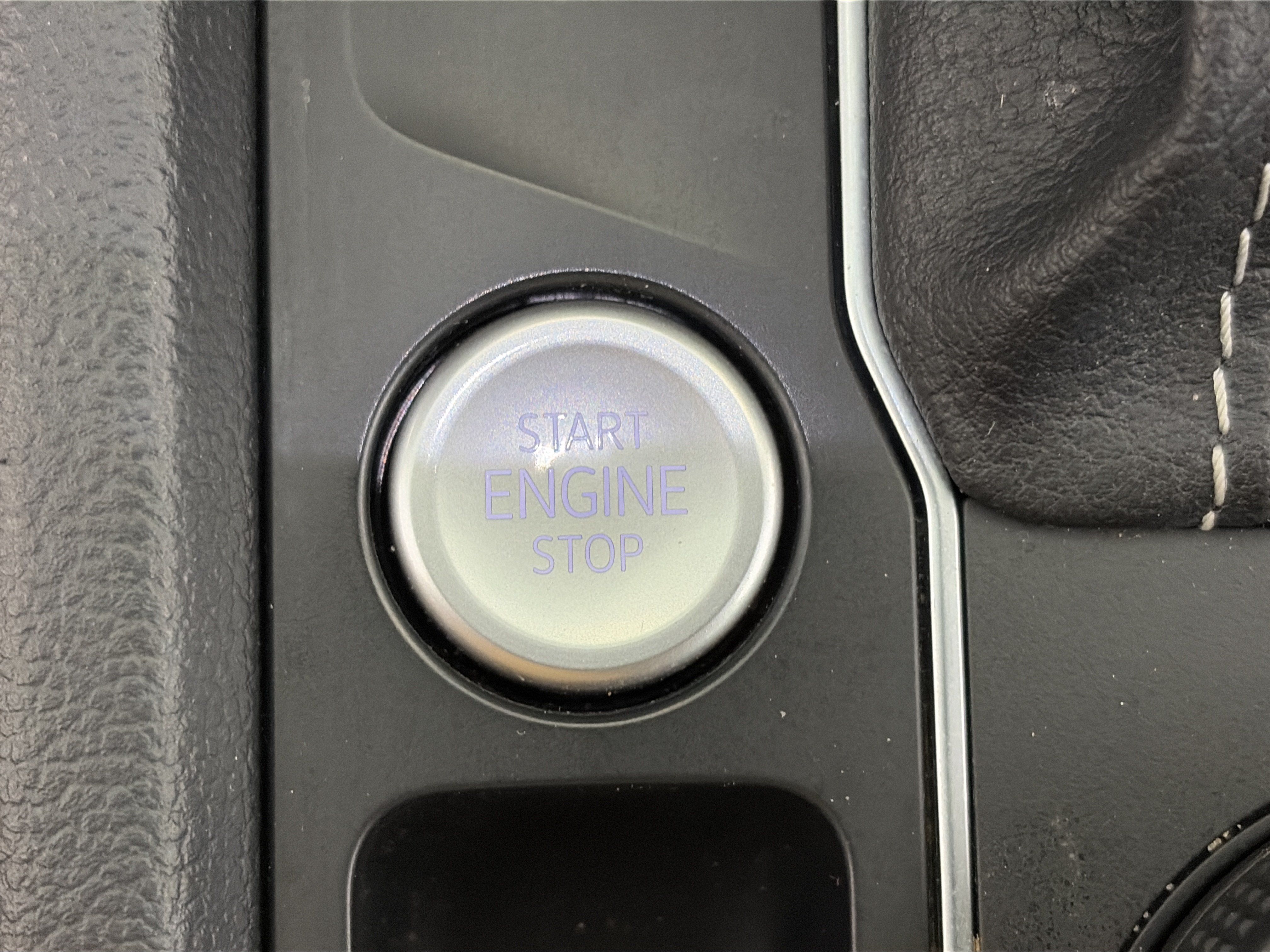 Used 2023 Volkswagen Atlas SE AWD/4WD image 29
