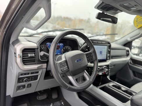 Used 2022 Ford F150 XLT w/ Equipment Group 302A High image 13