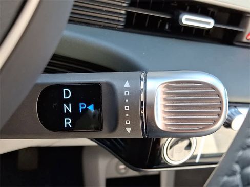 Used 2023 Hyundai Ioniq 5 SEL image 14