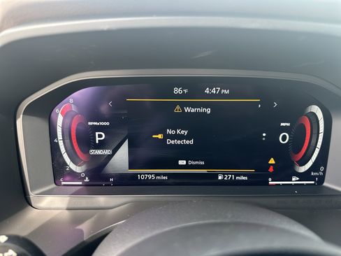 Used 2023 Nissan Rogue Platinum w/ Platinum Premium Package image 16