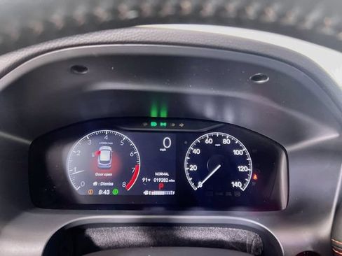 Certified 2026 Honda HR-V Sport image 8