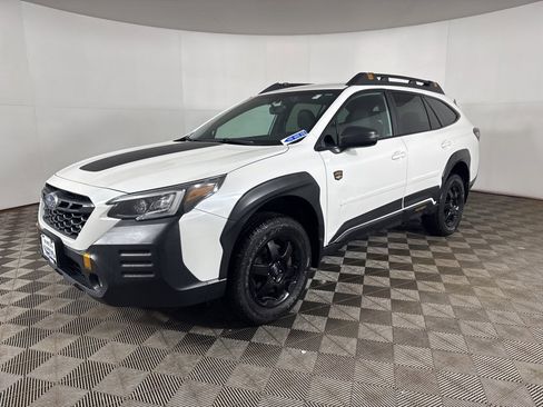 Used 2022 Subaru Outback Wilderness image 9