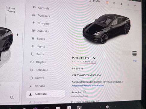 Used 2022 Tesla Model Y Performance AWD/4WD image 25