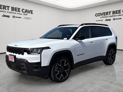 New 2026 Jeep Cherokee Overland image 3