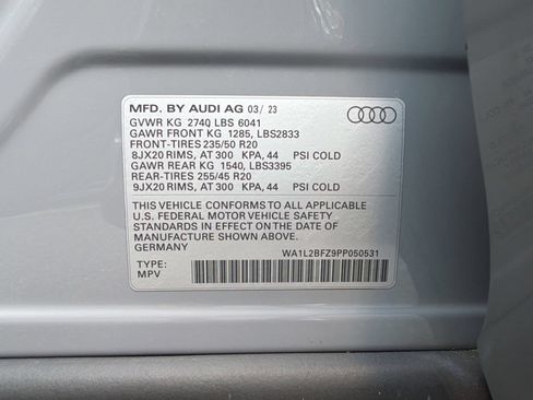 Used 2023 Audi Q4 e-tron Premium Plus w/ Premium Plus AWD/4WD image 25