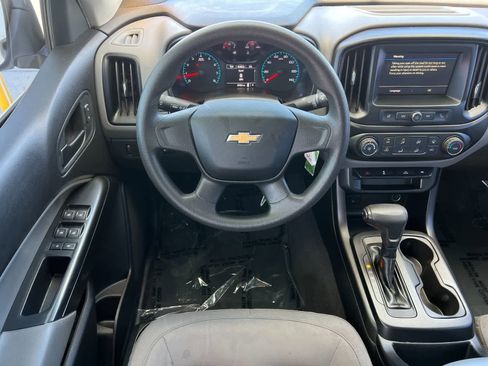 Used 2019 Chevrolet Colorado W/T RWD image 15