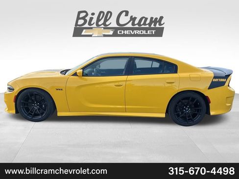 Used 2018 Dodge Charger R/T image 7