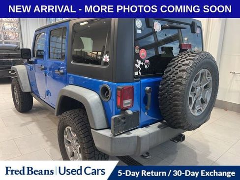 Used 2015 Jeep Wrangler Unlimited Rubicon w/ Connectivity Group image 3