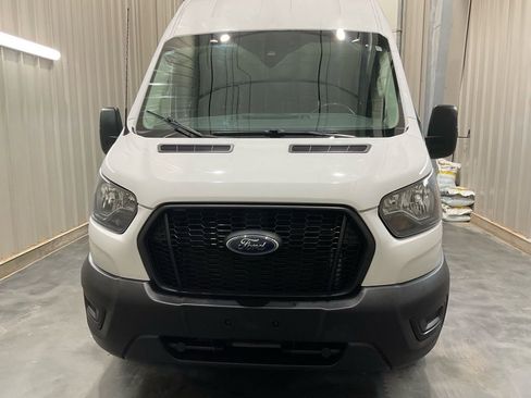 Used 2023 Ford Transit 250 Base image 2