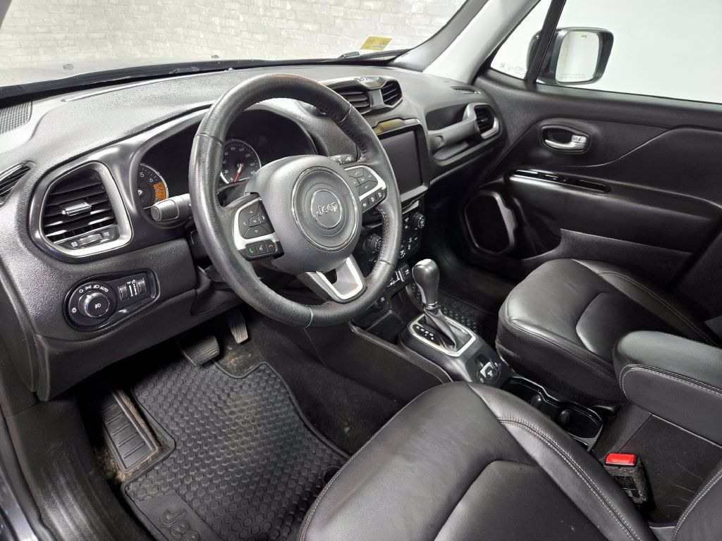 Used 2023 Jeep Renegade Limited w/ Sun/Sound Group AWD/4WD image 13
