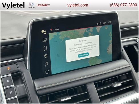 Used 2023 GMC Yukon XL AT4 image 27