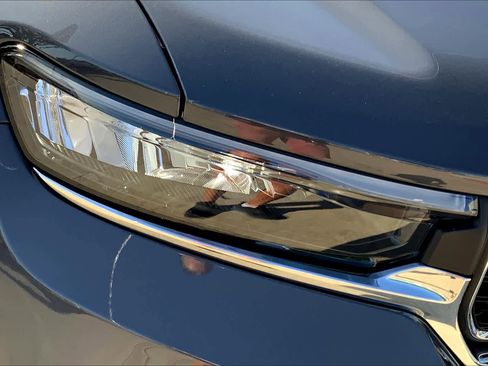 New 2025 Jeep Grand Cherokee Laredo image 13