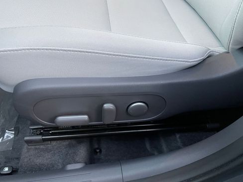 Used 2025 Hyundai Kona SEL image 23