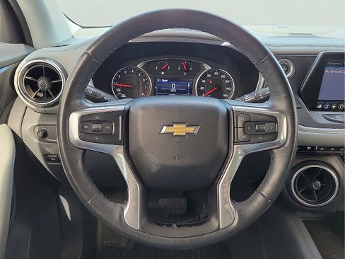 Used 2019 Chevrolet Blazer LT FWD image 19