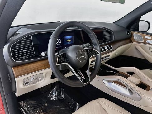 Used 2025 Mercedes-Benz GLE 450e 4MATIC image 9