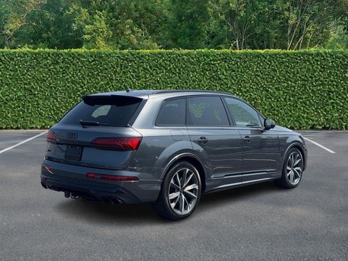 Used 2023 Audi SQ7 Prestige AWD/4WD image 3