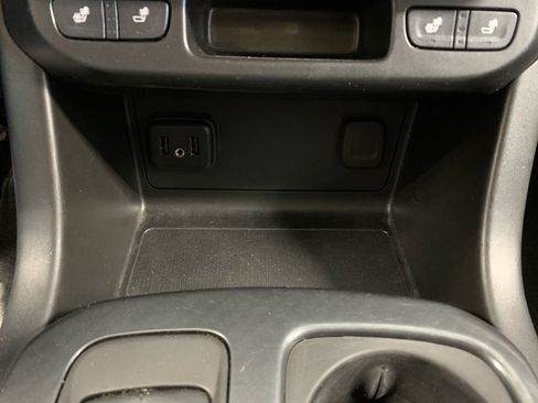 Used 2022 GMC Canyon AT4 w/ Trailering Package AWD/4WD image 39