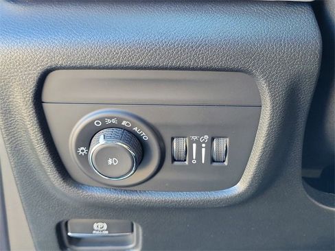 New 2025 Jeep Grand Cherokee L Limited image 22