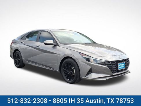 Used 2023 Hyundai Elantra SEL w/ Cargo Package FWD image 1
