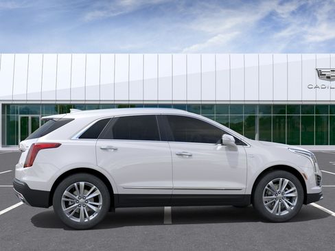 New 2026 Cadillac XT5 Premium Luxury w/ Driver Assist Package FWD image 5