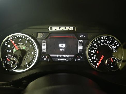 Used 2024 RAM 1500 Big Horn AWD/4WD image 25