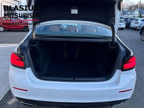 Used 2023 BMW 530i xDrive w/ Convenience Package image 23