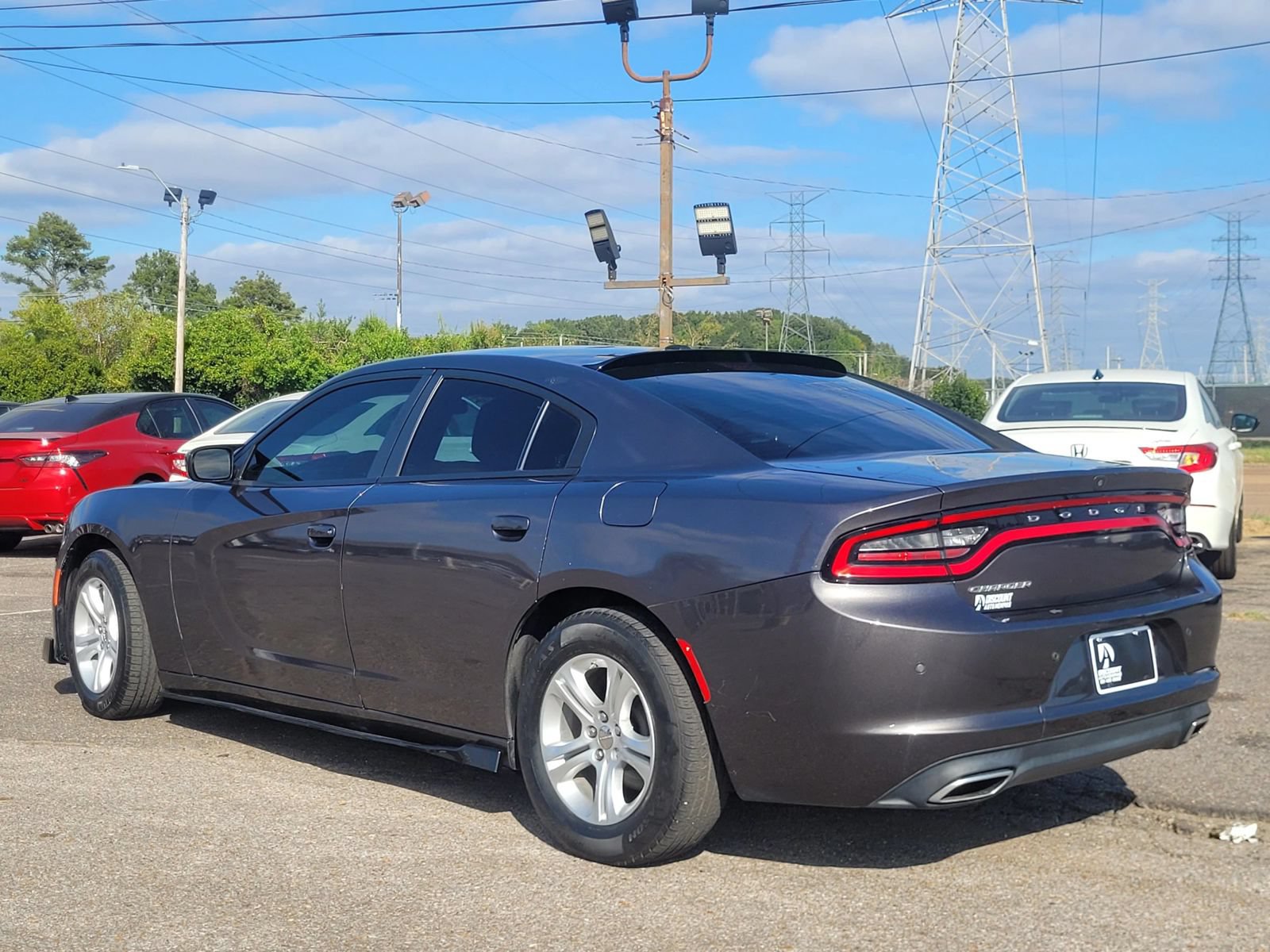 Used 2022 Dodge Charger SXT RWD image 9