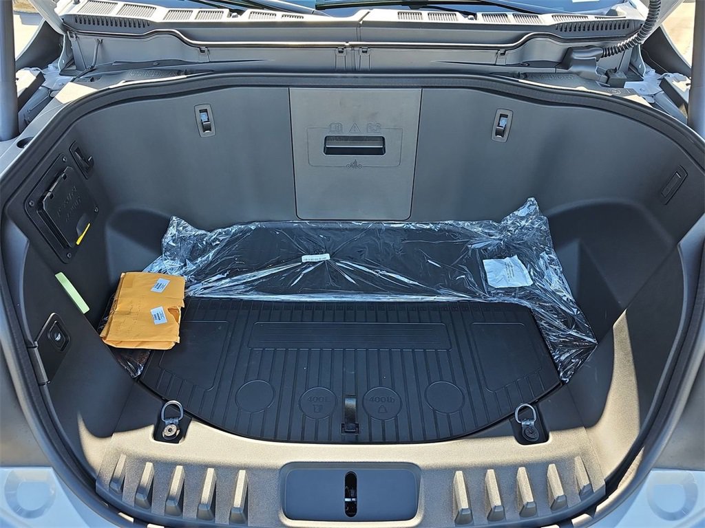 Used 2023 Ford F150 Lightning XLT AWD/4WD image 29