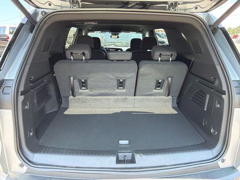 New 2026 Chevrolet Traverse LT FWD image 18