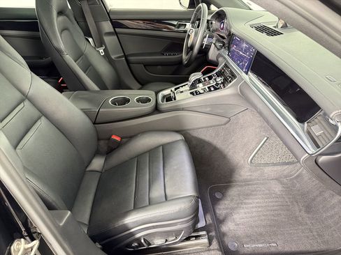 Certified 2023 Porsche Panamera 4 AWD/4WD image 30